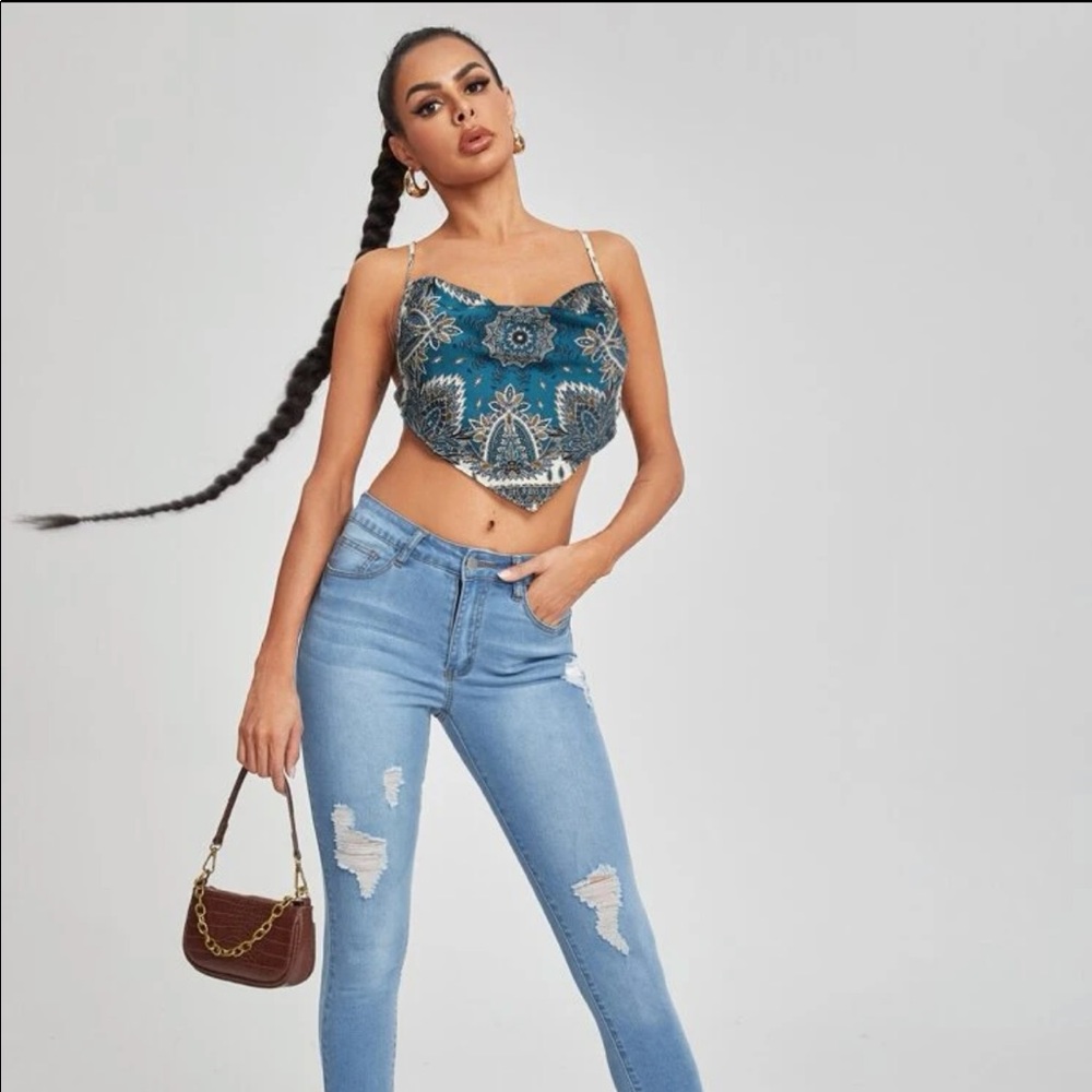 Crop top - Picture 4 of 4